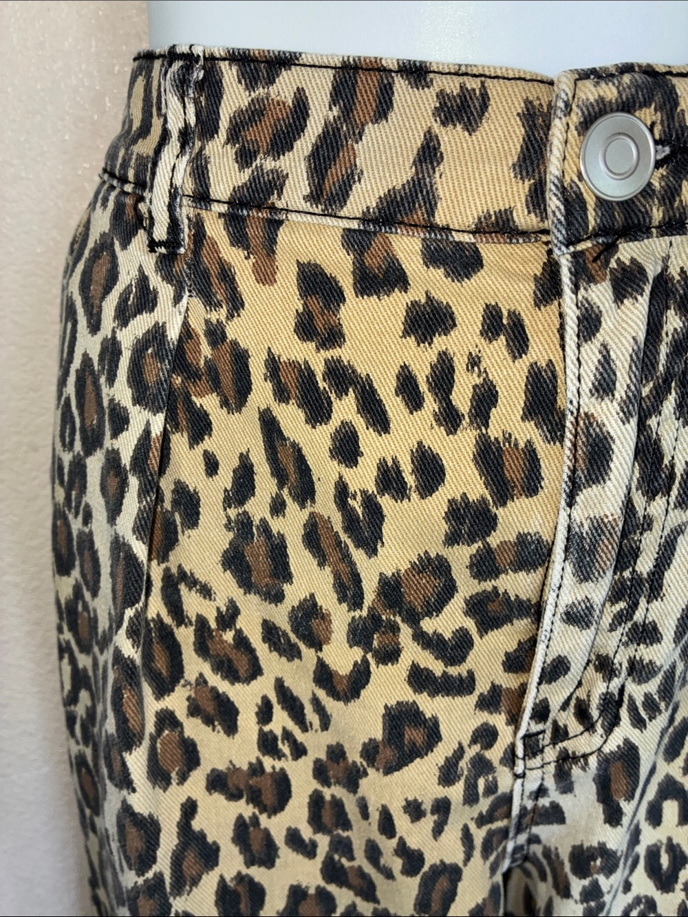 House of Harlow Leopard Jeans women's M tan/black, wide leg Hi-Waist Pleats EUC - Picture 7 of 17